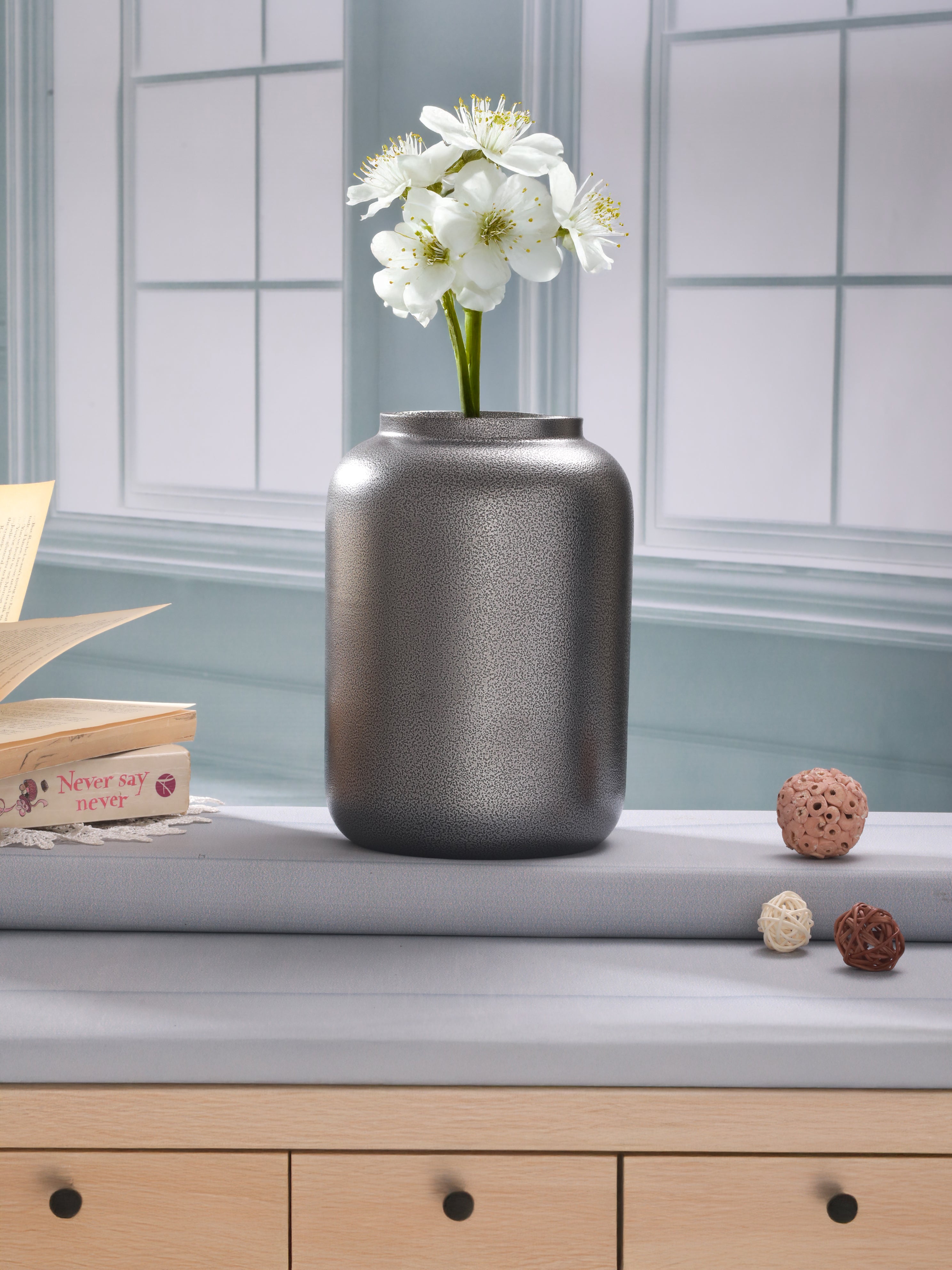 Lume Luxe Vase