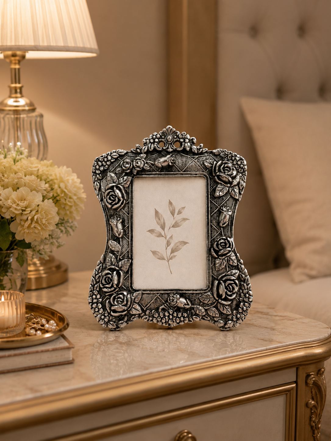 Vintage Floral Silver Finish Photo Frame